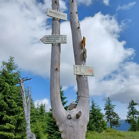 Hill 50 By Interhome Ferienhaus Cista (Hradec Kralove)